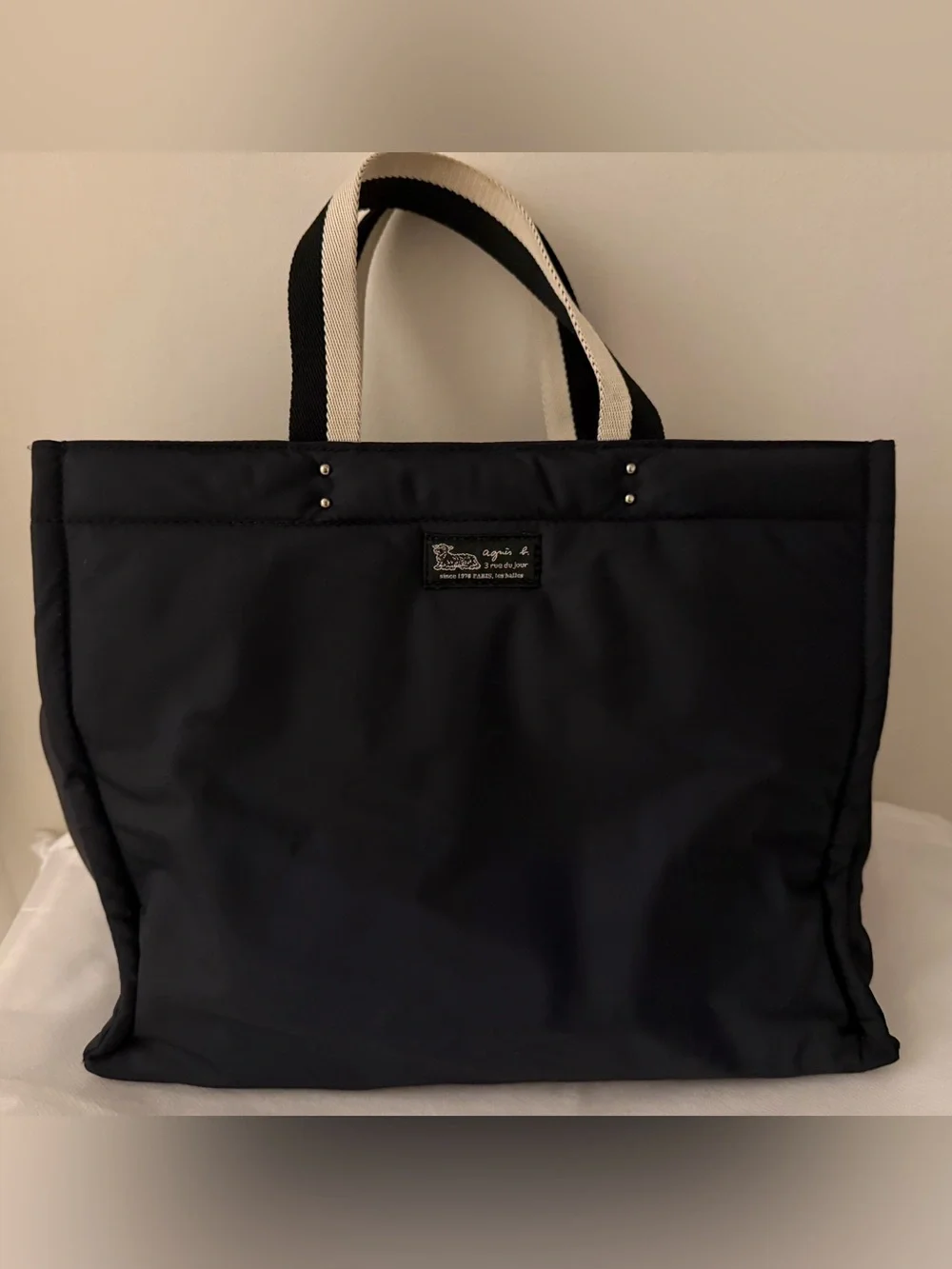 Agnes B VOYAGE Black Tote Bag with Contrast Handles